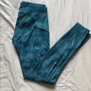 Lululemon Speed up Tight 28”